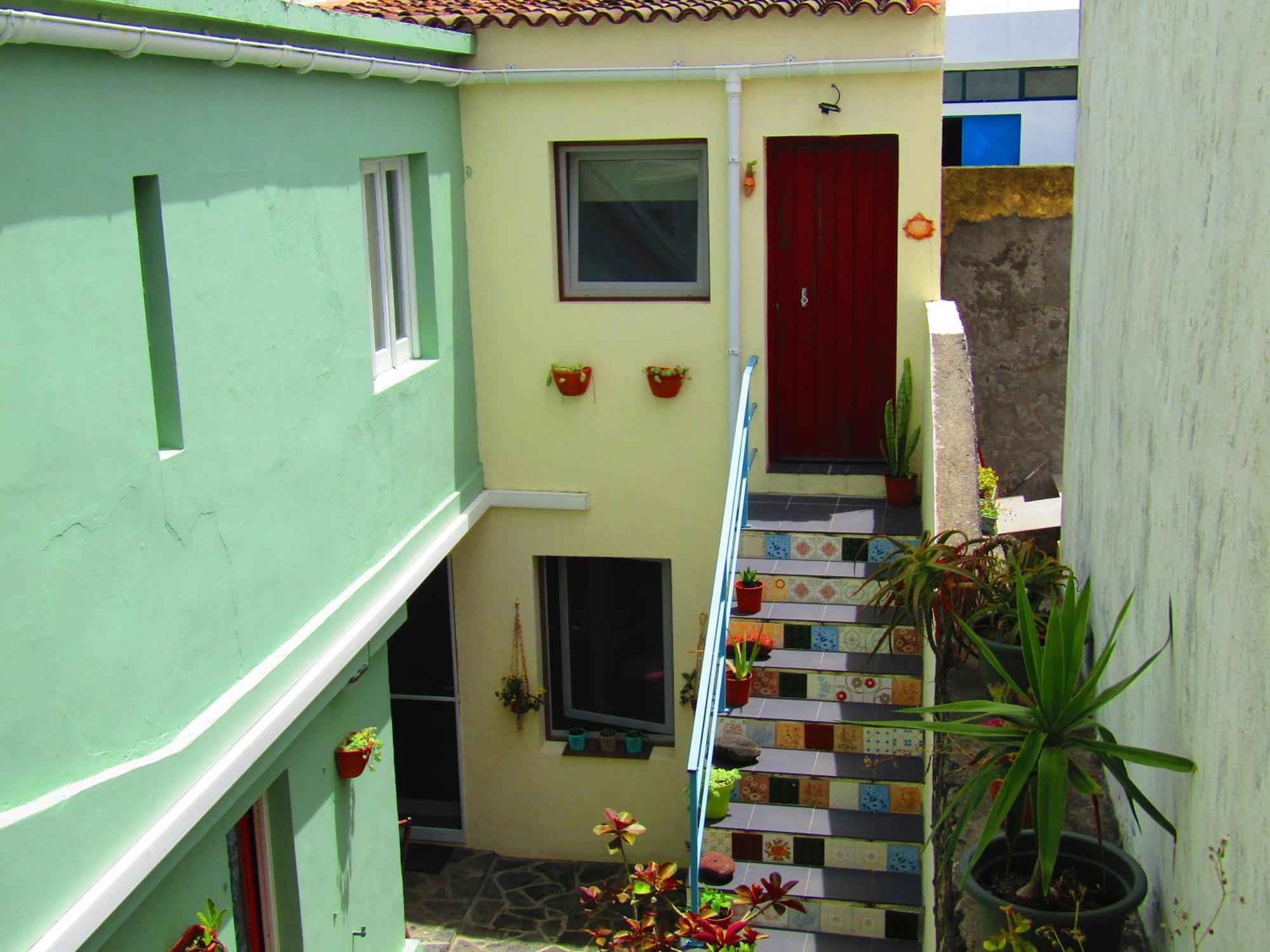 A-Tipica Guesthouse Ponta Delgada Exterior foto